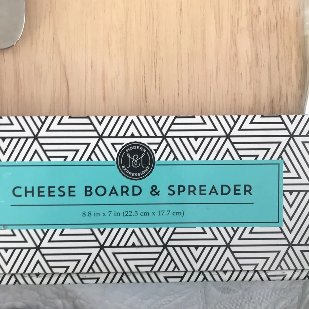 Cheeseboard & Spreader